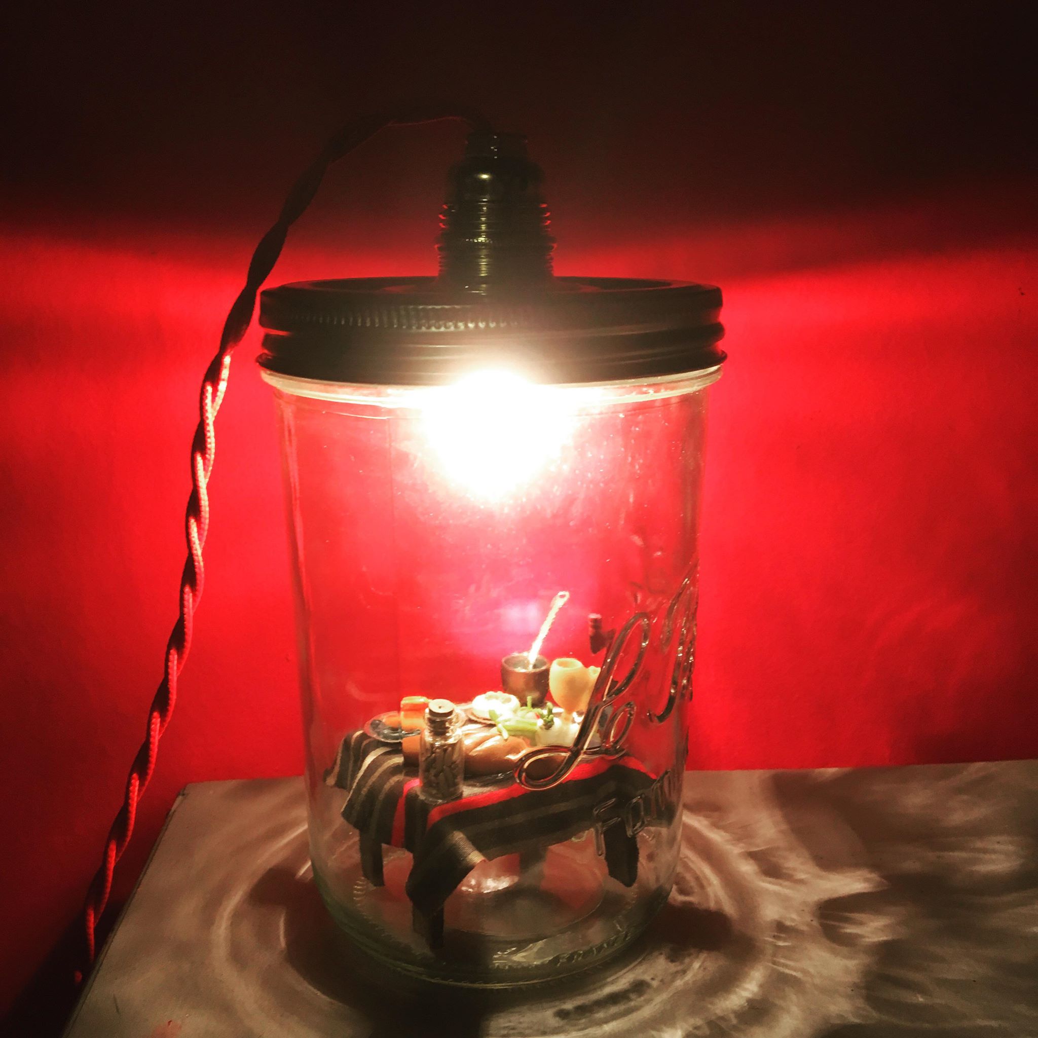 Je Fais Tout Dans Cette Maison – Lampes Oniriques
