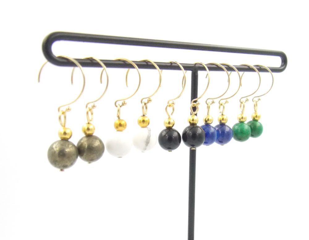 MEG création –  Bijoux intemporels aux lignes fines et délicates
