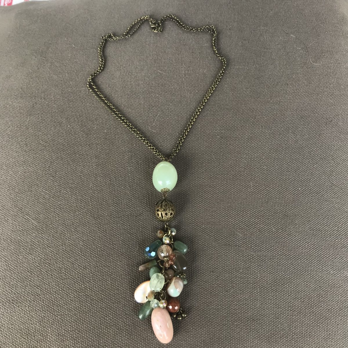 Géraldine von Hörde – Bijoux en pierres naturelles