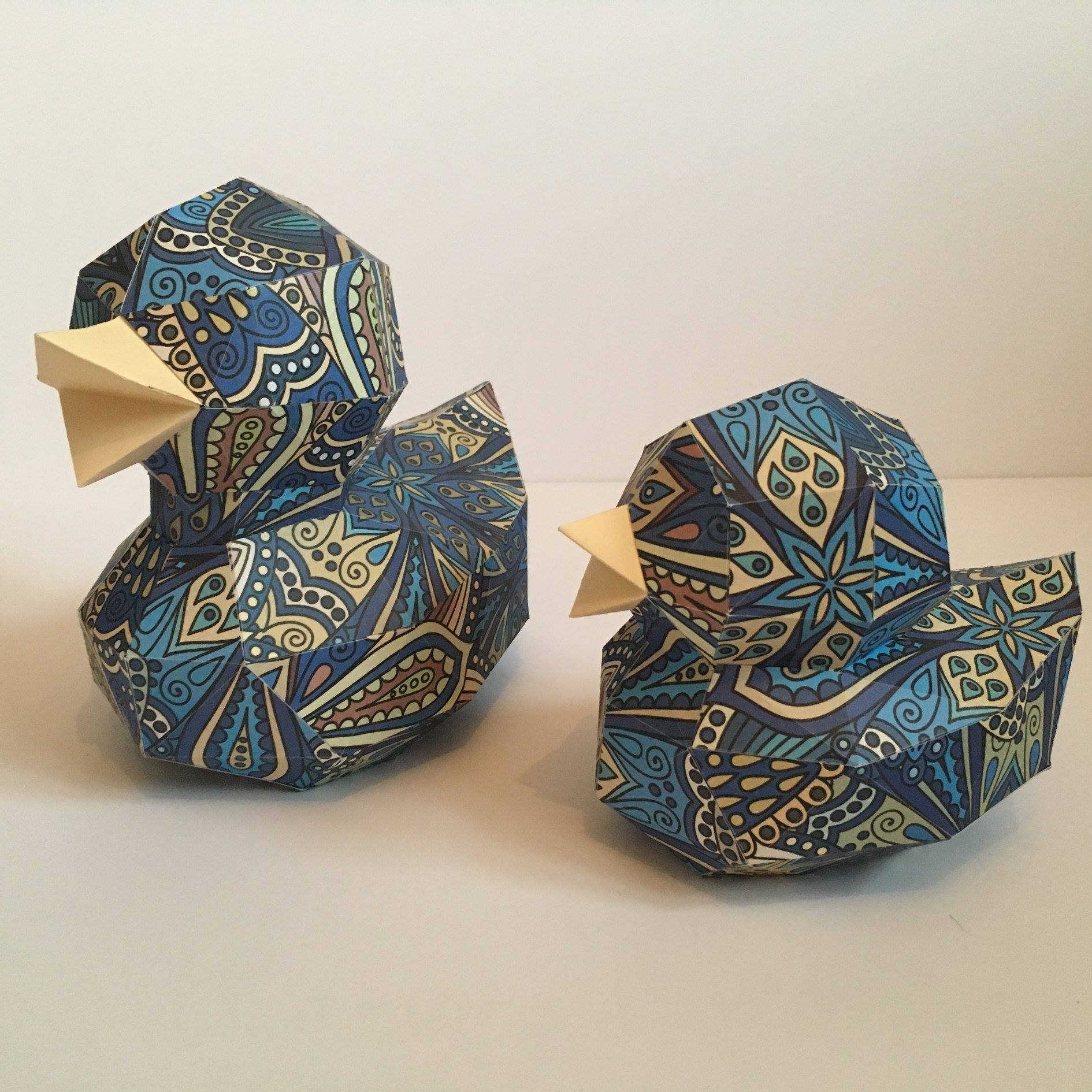 Colle, Papiers, Ciseaux – Papercraft