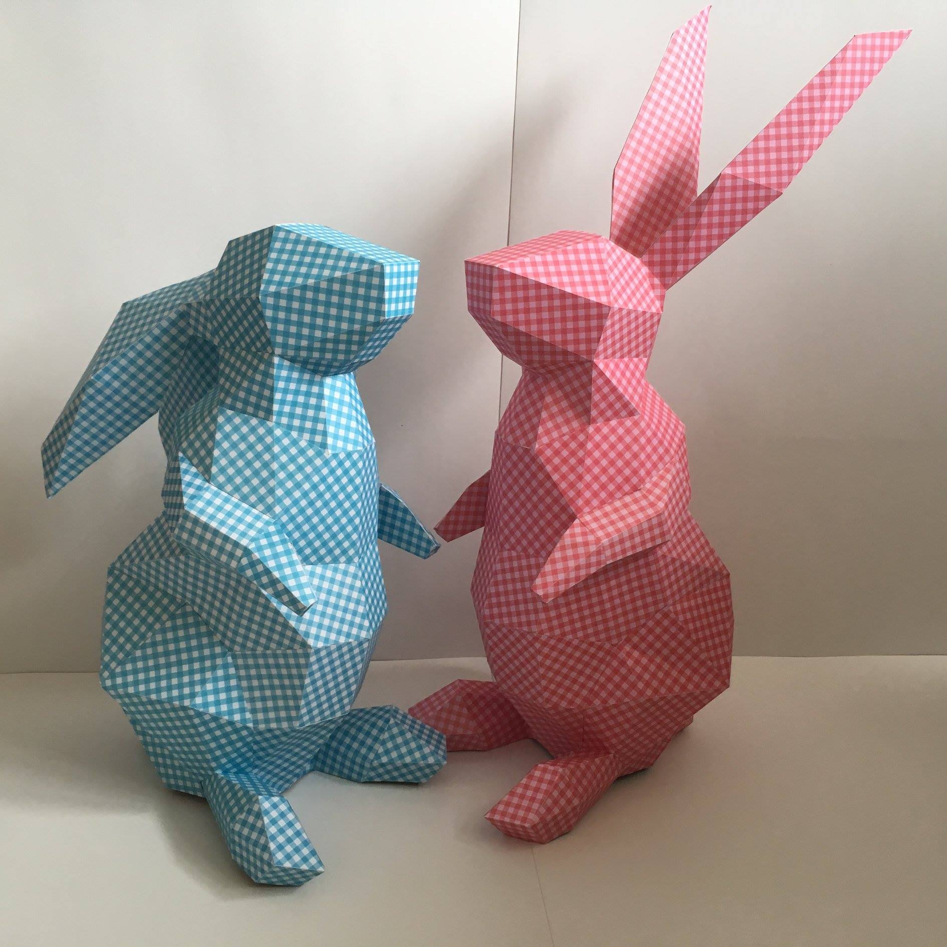 Colle, Papiers, Ciseaux – Papercraft