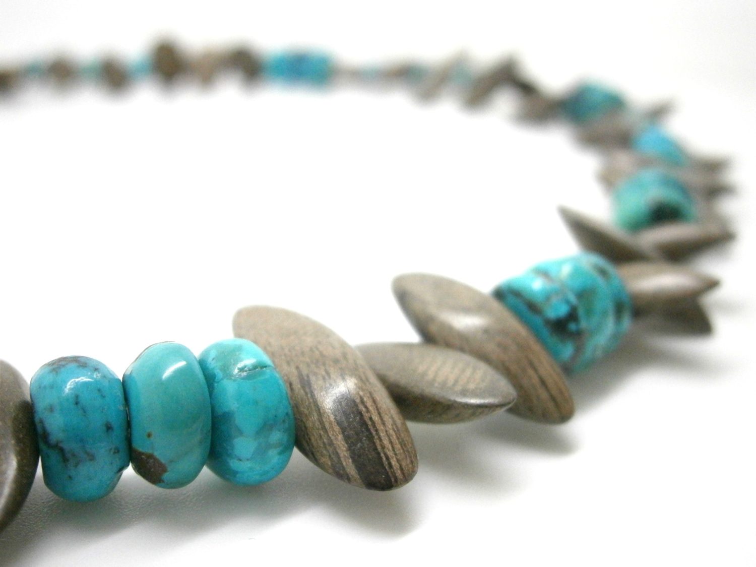 Bijoux Kayou – Créations de bijoux en pierres fines et matières naturelles