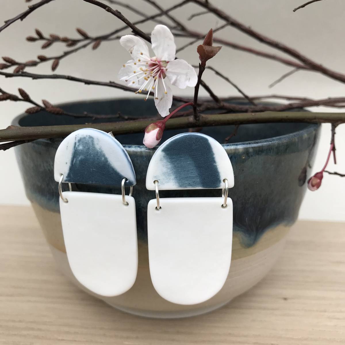 Marie Courtillat – Bijoux en porcelaine