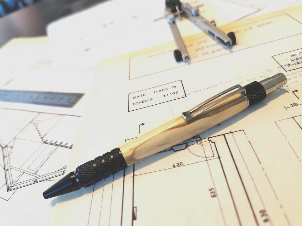 Stylo sur Mesure – Accessoires et objets en bois