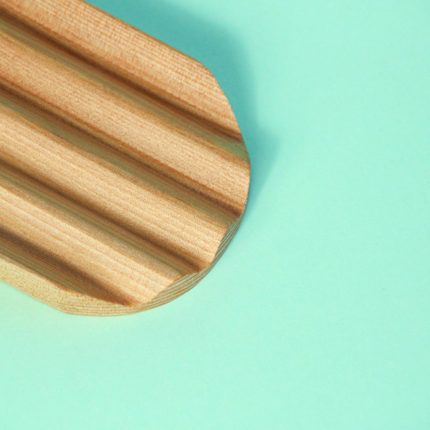 Lélli studio – Objets en bois et Luminaires