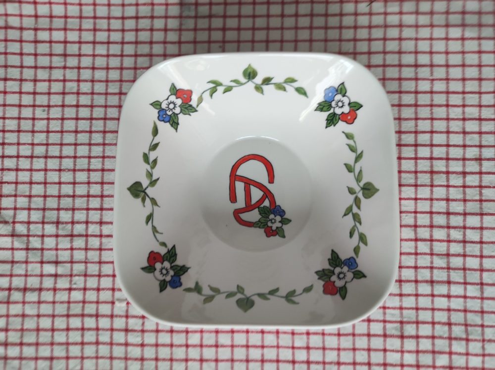 Roth Marie-claire – Peinture sur porcelaine