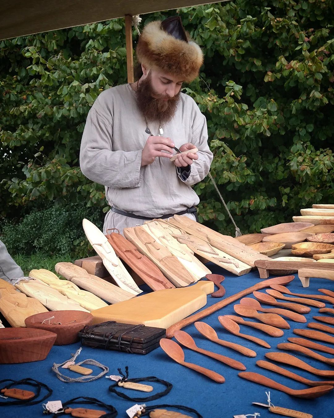 Irminsul Creations – Sculpture en Bois massif