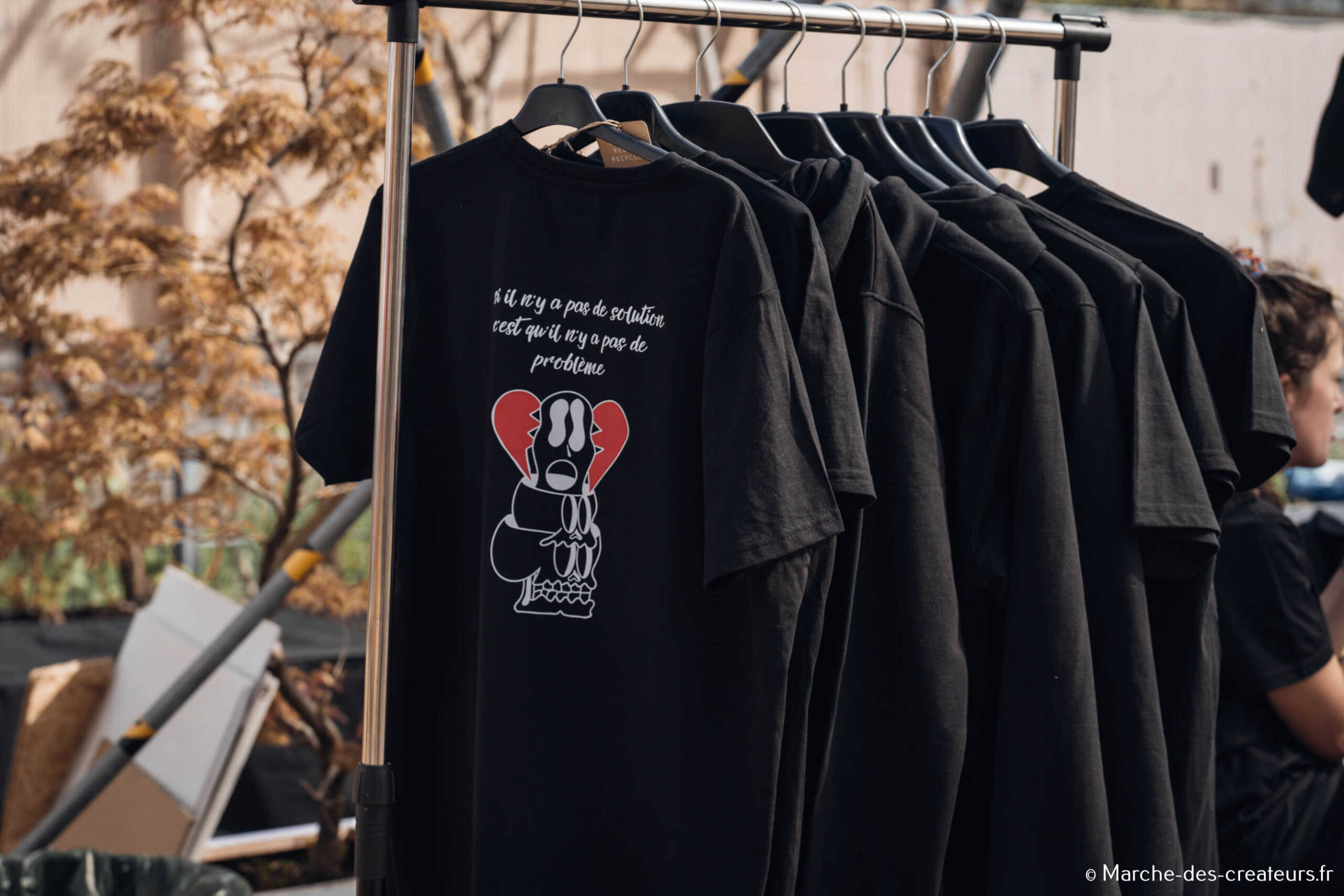 Fort Sinon Rien – Vêtements, art et mobilier recyclés