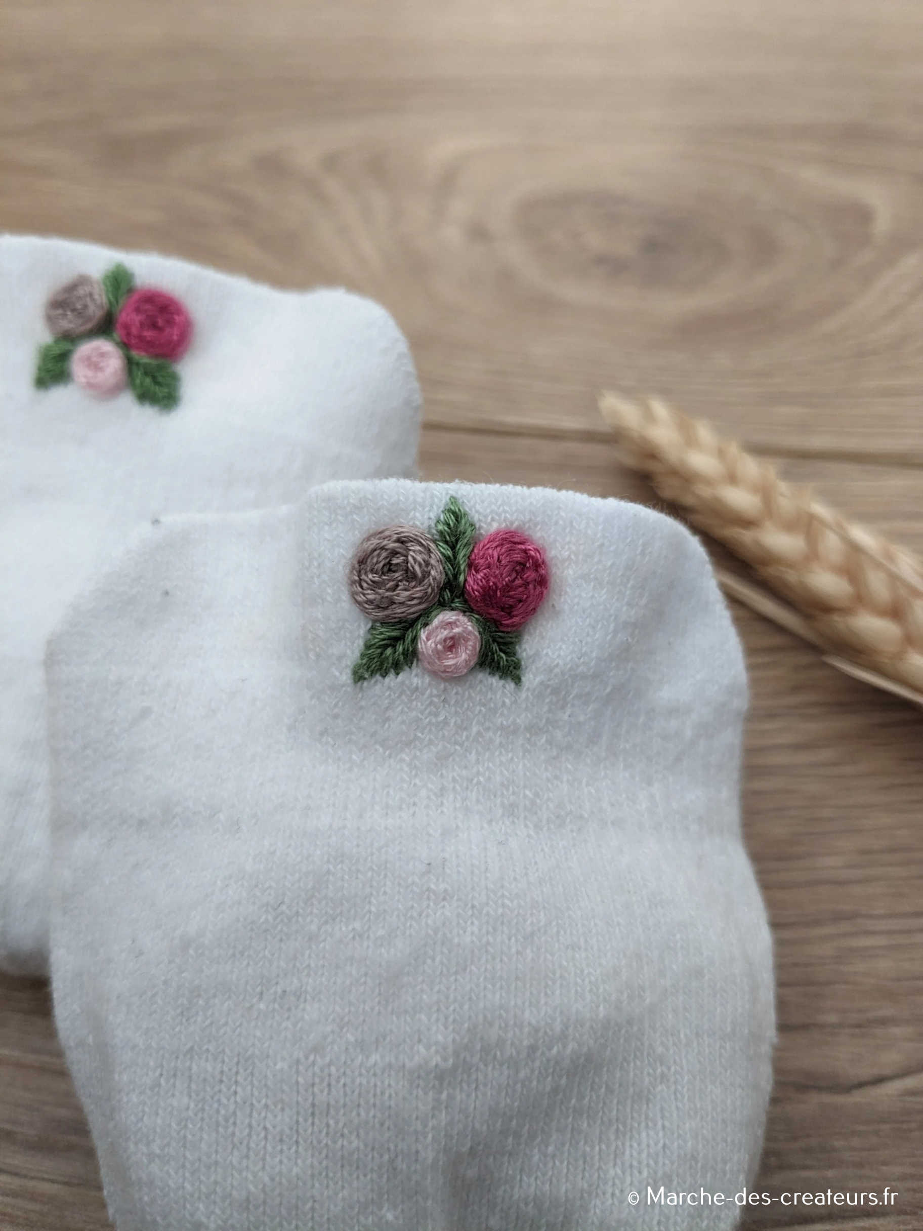 Les Broderies de Karo – 100 % brodés à la main